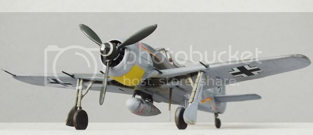 Maquette Revell Model Set Focke Wulf Fw190 F-8 1:72 - Maquette - Achat &  prix